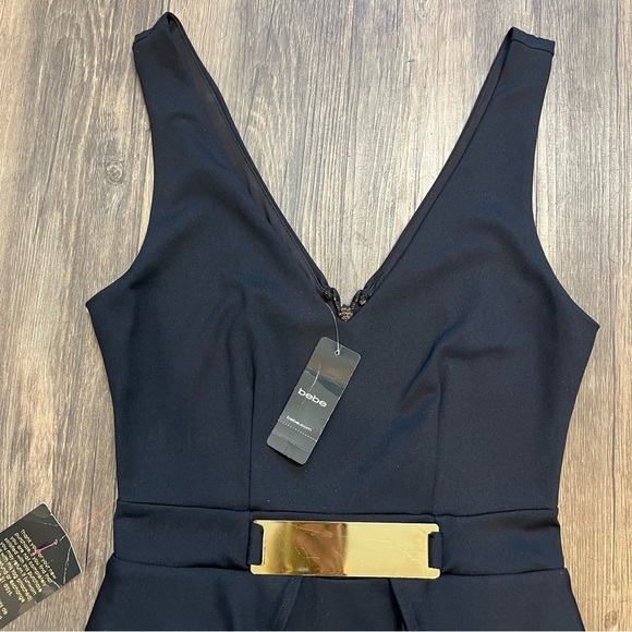 NWT Bebe Peplum Black Low Cut V Neck Short Dress Gold Detail Belt Cocktail S - Picture 9 of 15
